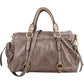 Miu Miu Drawstring Satchel aus Vitello-Lux-Leder – Ansicht 4