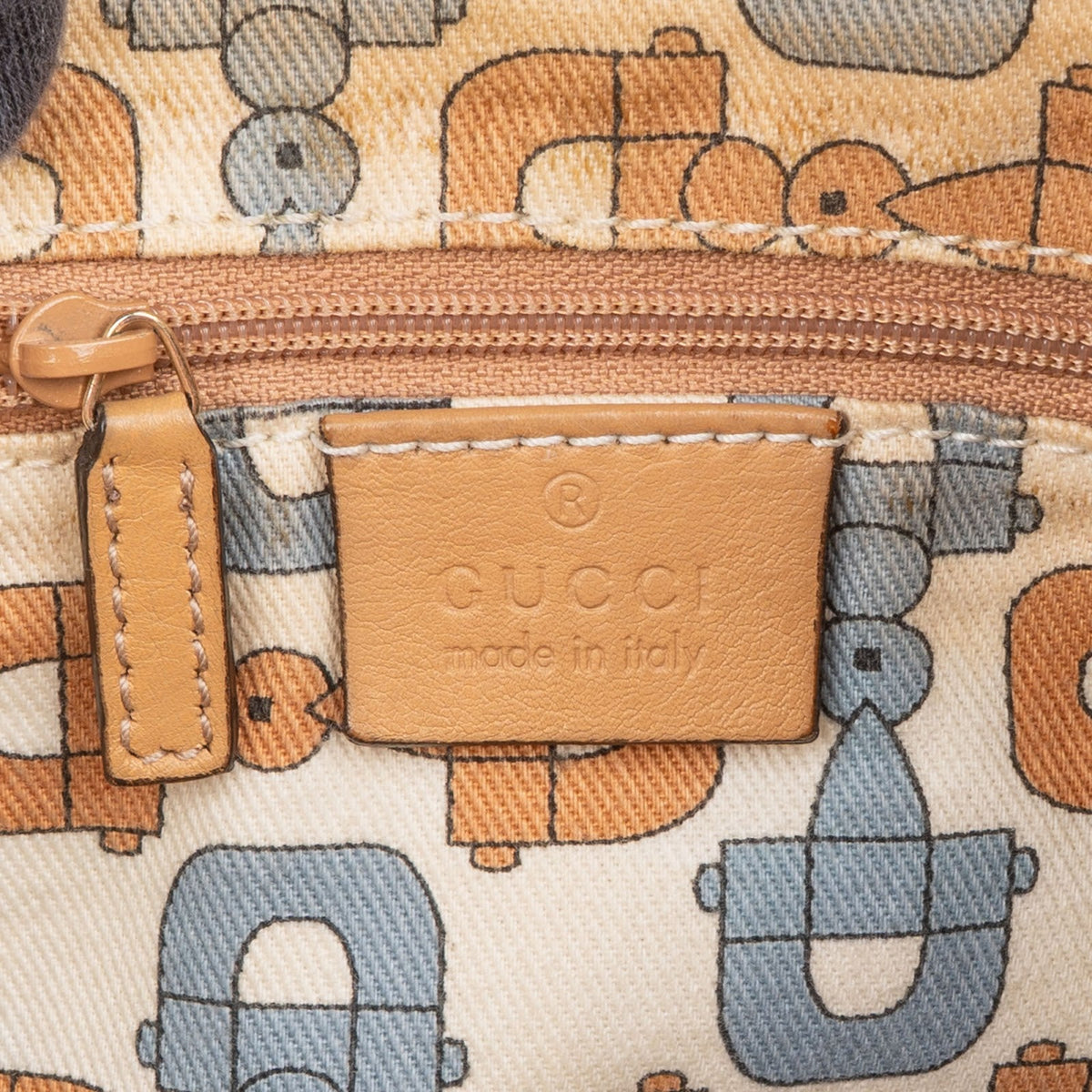 Gucci Guccissima Leather Abbey D-Ring Hobo Shoulder Bag