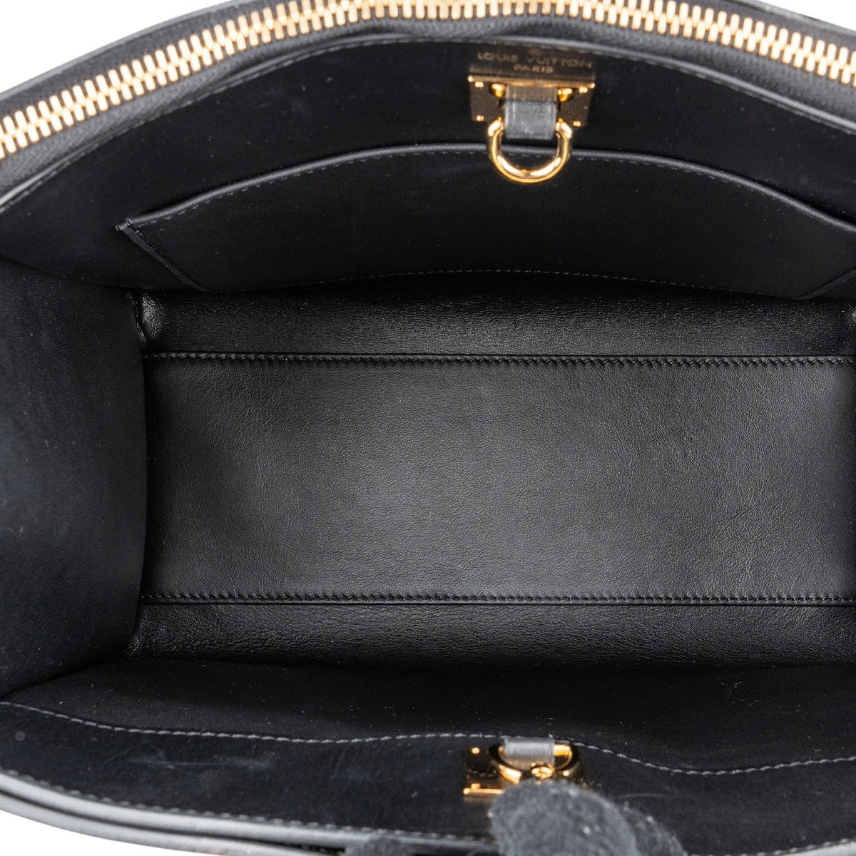 Louis Vuitton City Steamer PM mit Nieten aus schwarzem Leder – Ansicht 10