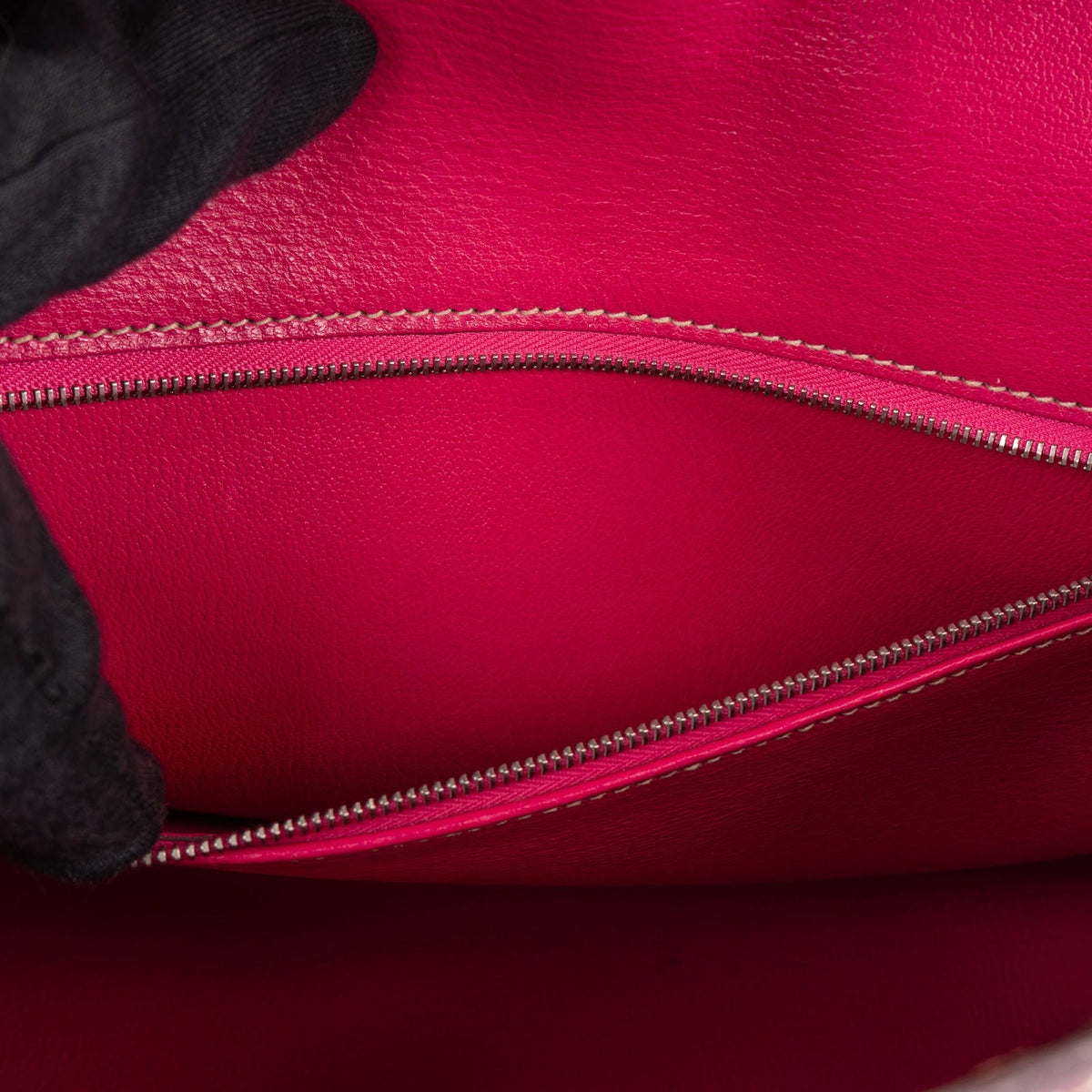 Hermès Pink Epsom Leather Kelly Sellier 28 Handbag