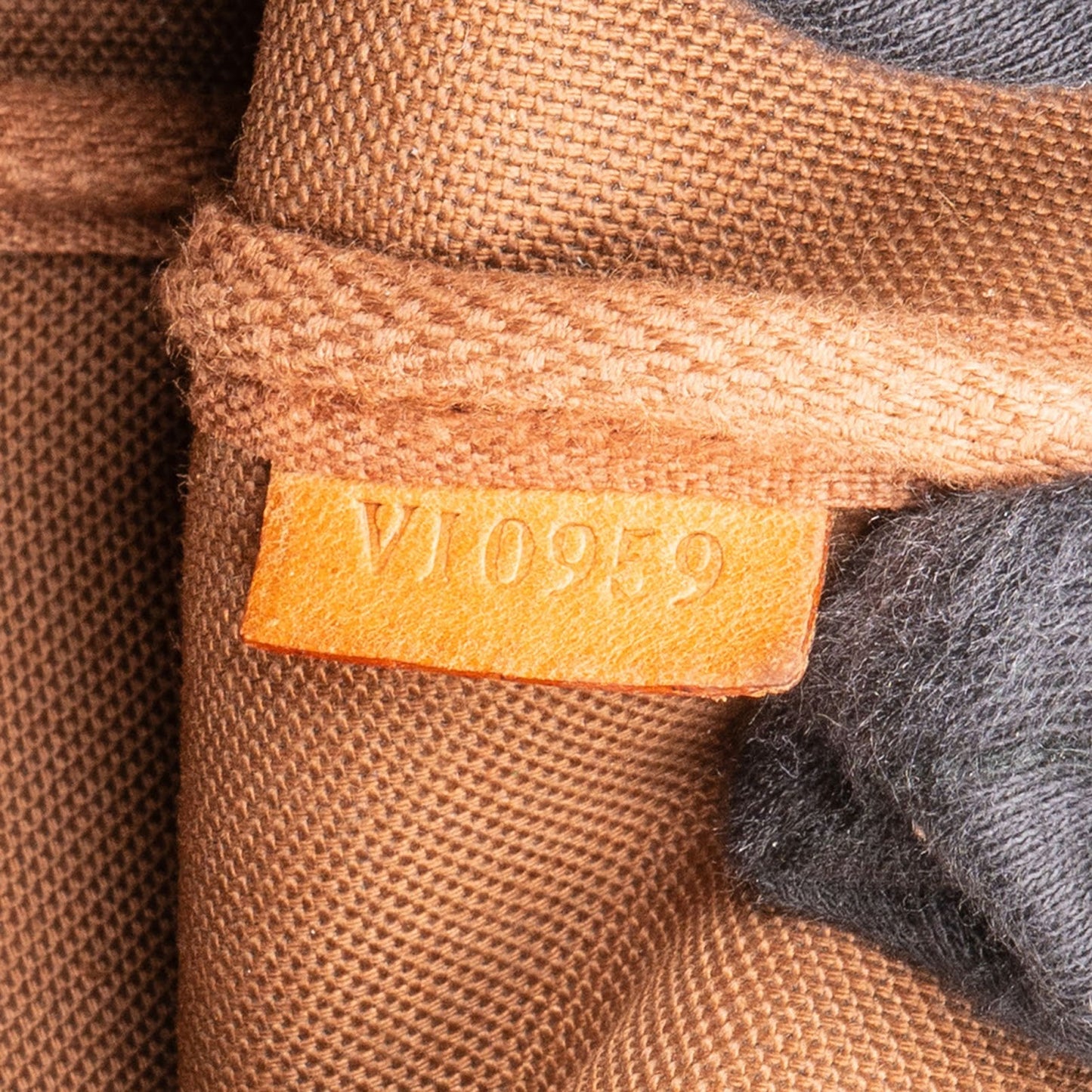 Louis Vuitton Monogram Canvas Pochette Accessoires Handbag