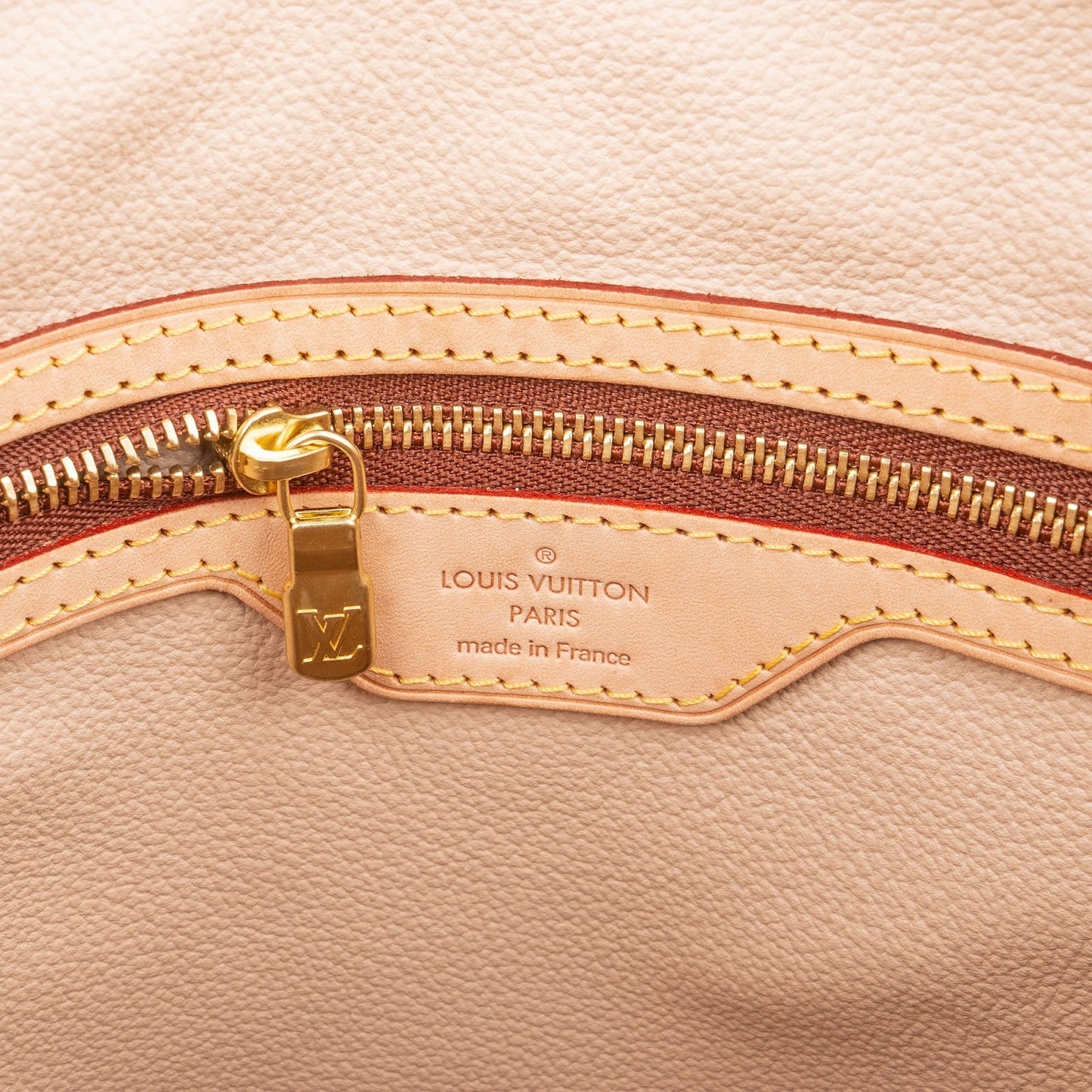 Louis Vuitton Monogram Canvas Bucket GM Shoulder Bag