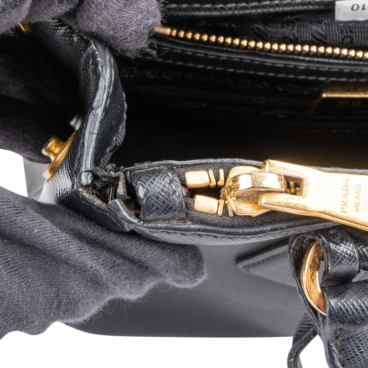 Prada Small Galleria aus schwarzem Saffiano-Leder – Ansicht 11