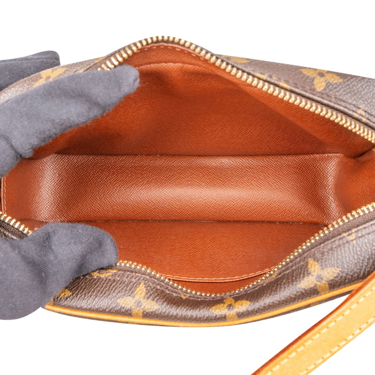 Louis Vuitton Pochette Cité aus Monogram Canvas – Ansicht 9