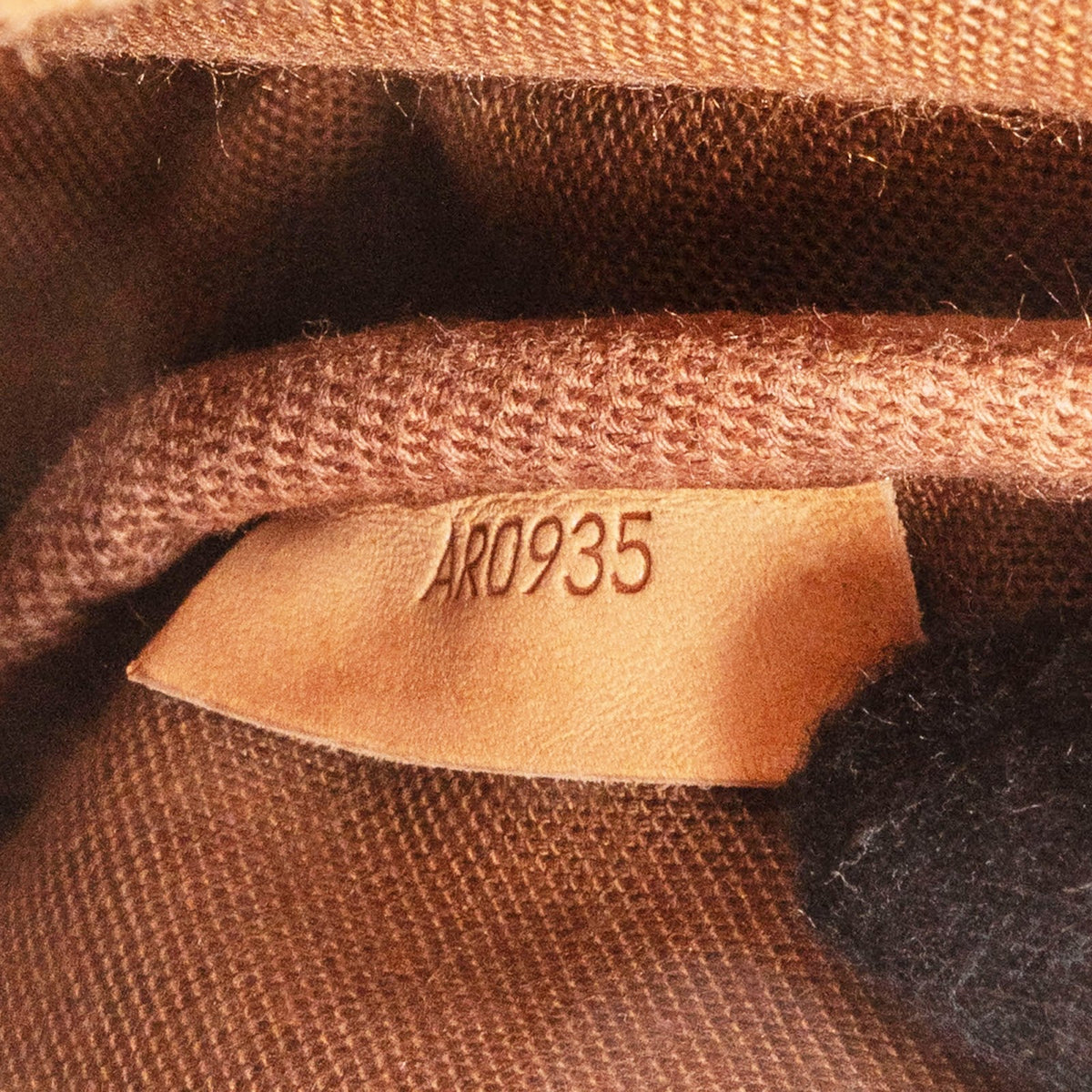 Louis Vuitton Monogram Canvas Saumur 30 Crossbody Bag