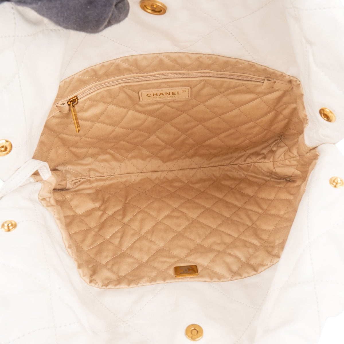 Chanel 22 White Quilted Lambskin Hobo Shoulder Bag