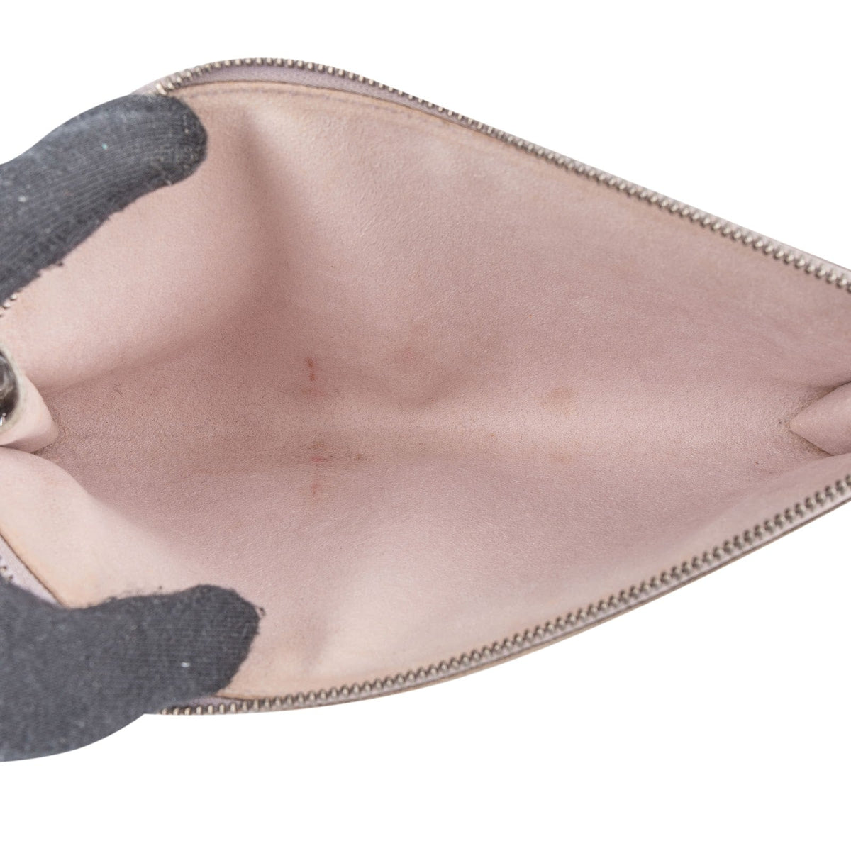 Louis Vuitton Pochette Accessoires aus fliederfarbenem Epi-Leder – Ansicht 11