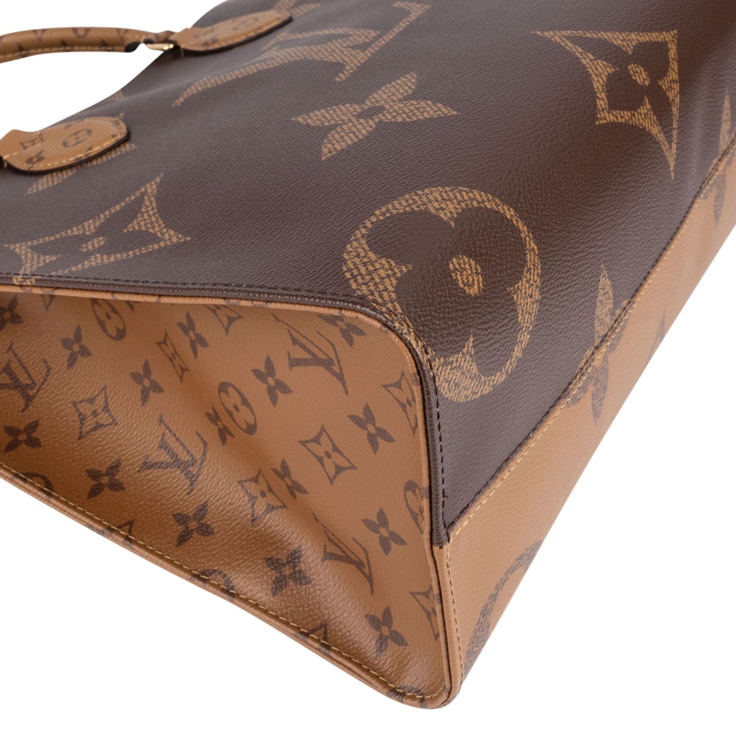 Louis Vuitton Canvas Monogram OnTheGo MM Shoulder Bag