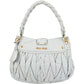 Miu Miu Coffer Hobo aus Vitello-Lux-Leder – Vorderansicht