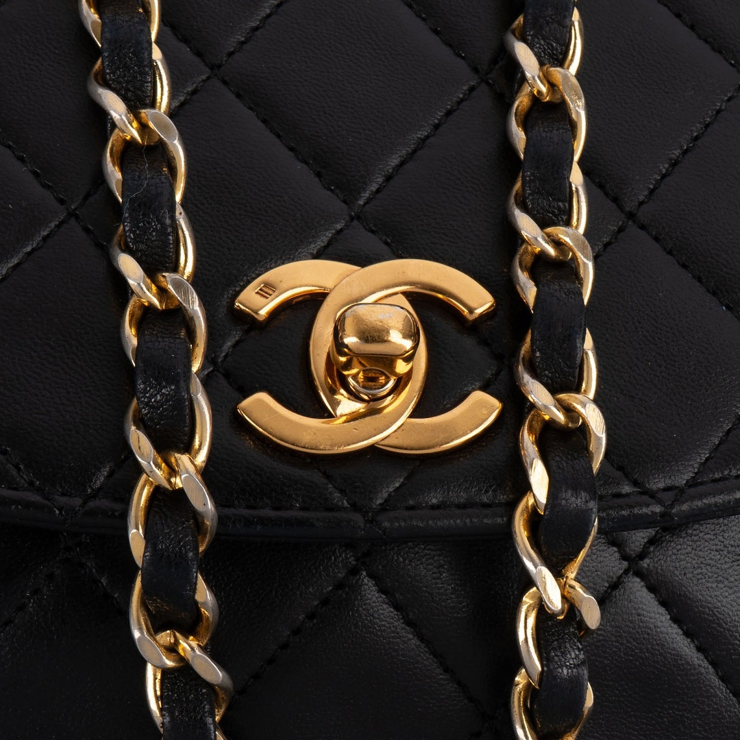 Chanel Quilted Lambskin 24K Gold Single Flap Shoulder Bag