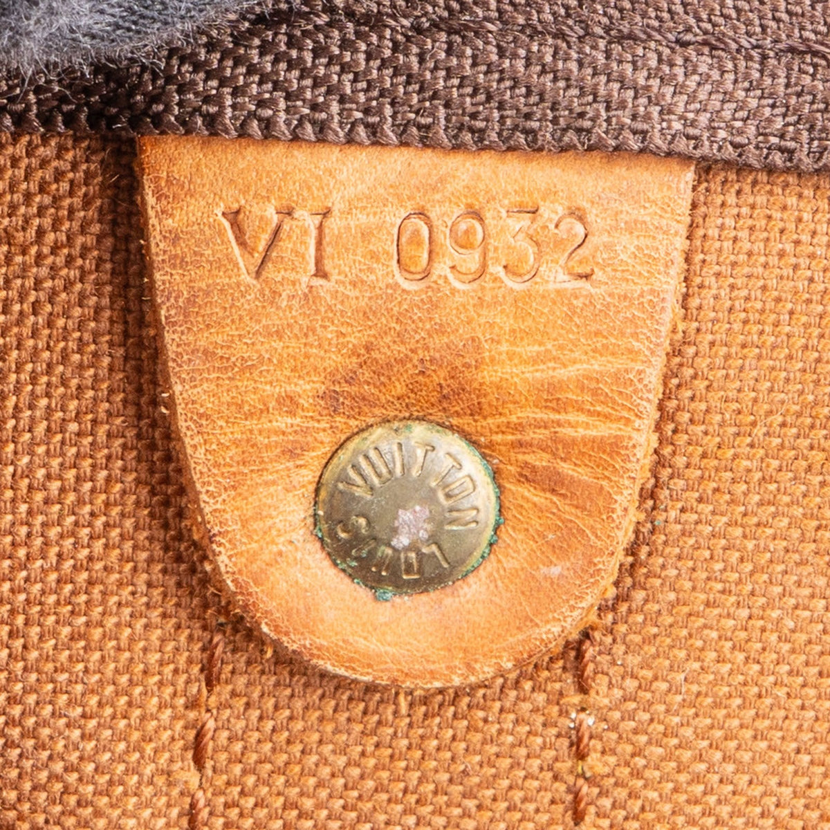 Louis Vuitton Monogram Canvas Keepall 50 Bandoulière Travel Bag
