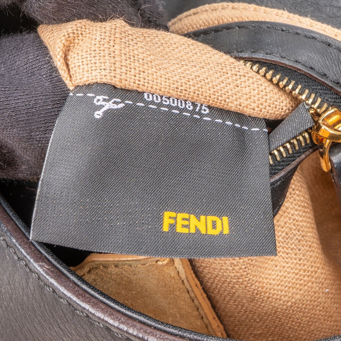 Fendi Vitello Leather Baguette Shoulder Bag