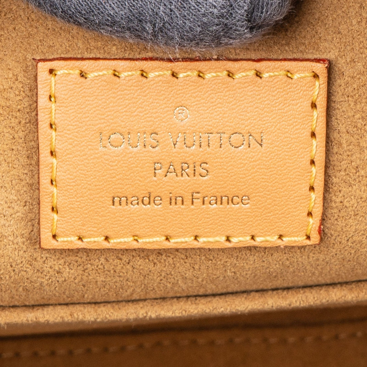 Louis Vuitton Monogram Canvas Boite Chapeau Souple MM Crossbody Bag