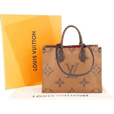 Louis Vuitton Canvas Monogram Giant On The Go MM Handbag