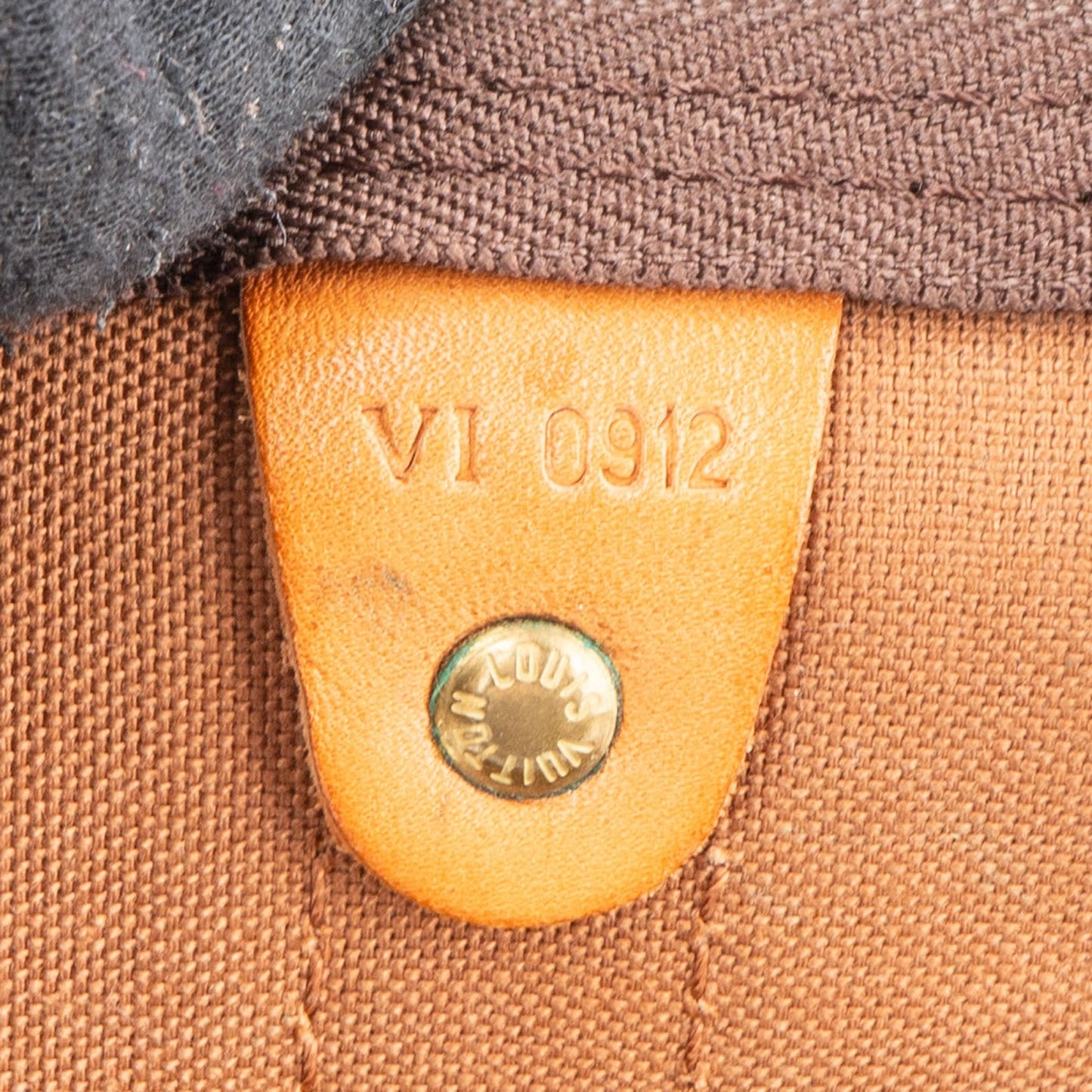 Louis Vuitton Monogram Canvas Keepall 60 Bandoulière Travel Bag