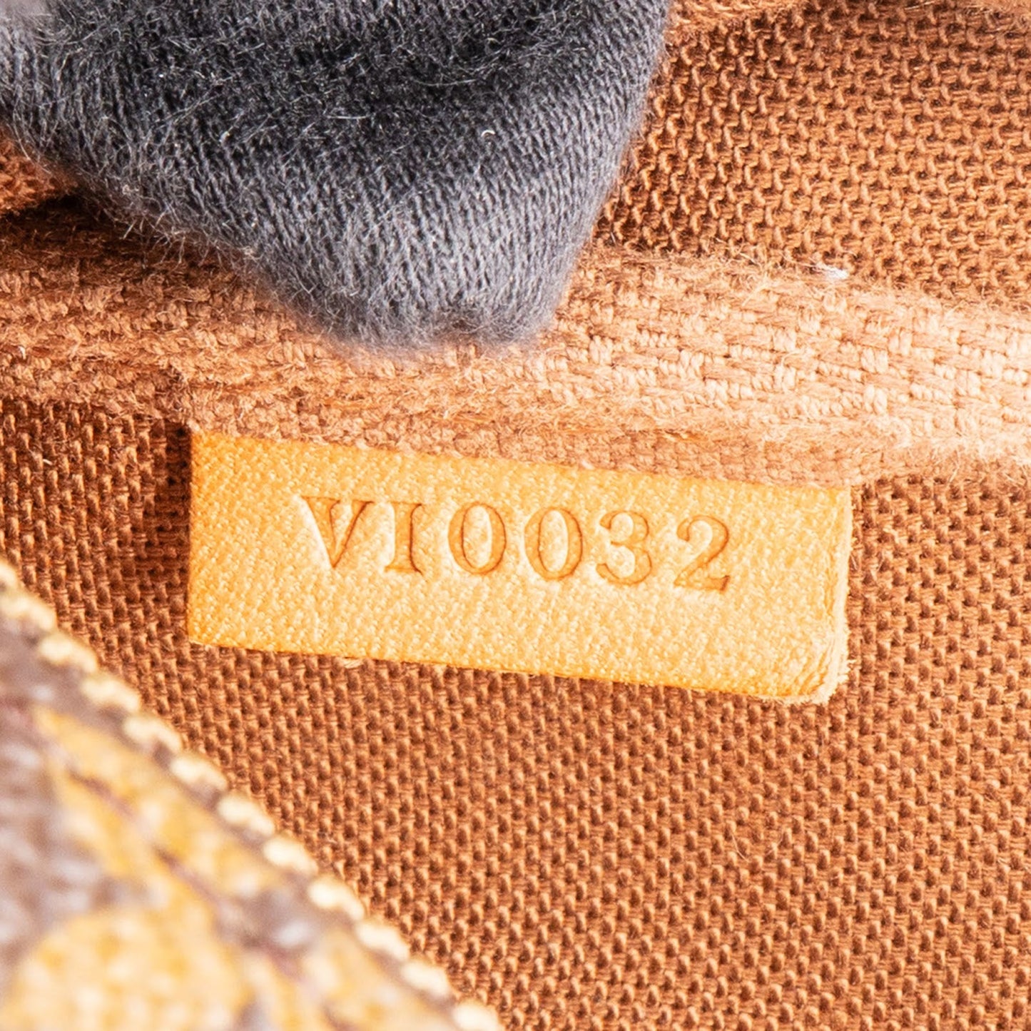 Louis Vuitton Monogram Canvas Pochette Accessoires Handbag