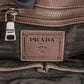 Prada Hobo aus Cervo-Antik-Leder mit Ziernähten – Ansicht 10