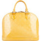 Louis Vuitton Alma PM aus gelbem Monogram Vernis – Ansicht 4