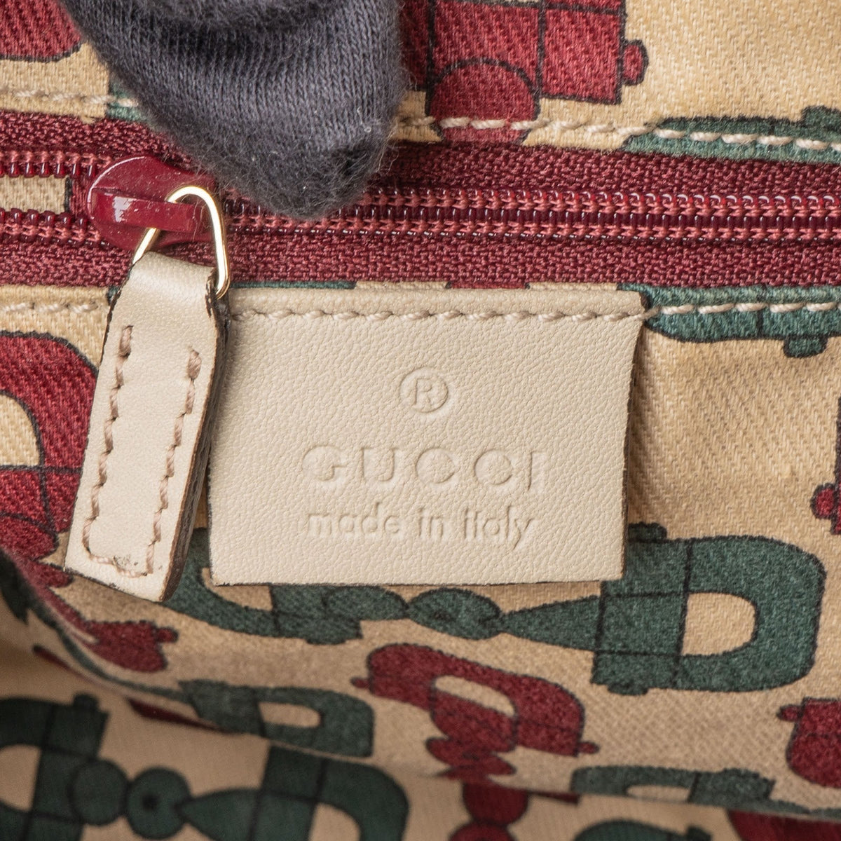 Gucci Guccissima Leather Abbey D-Ring Shoulder Bag