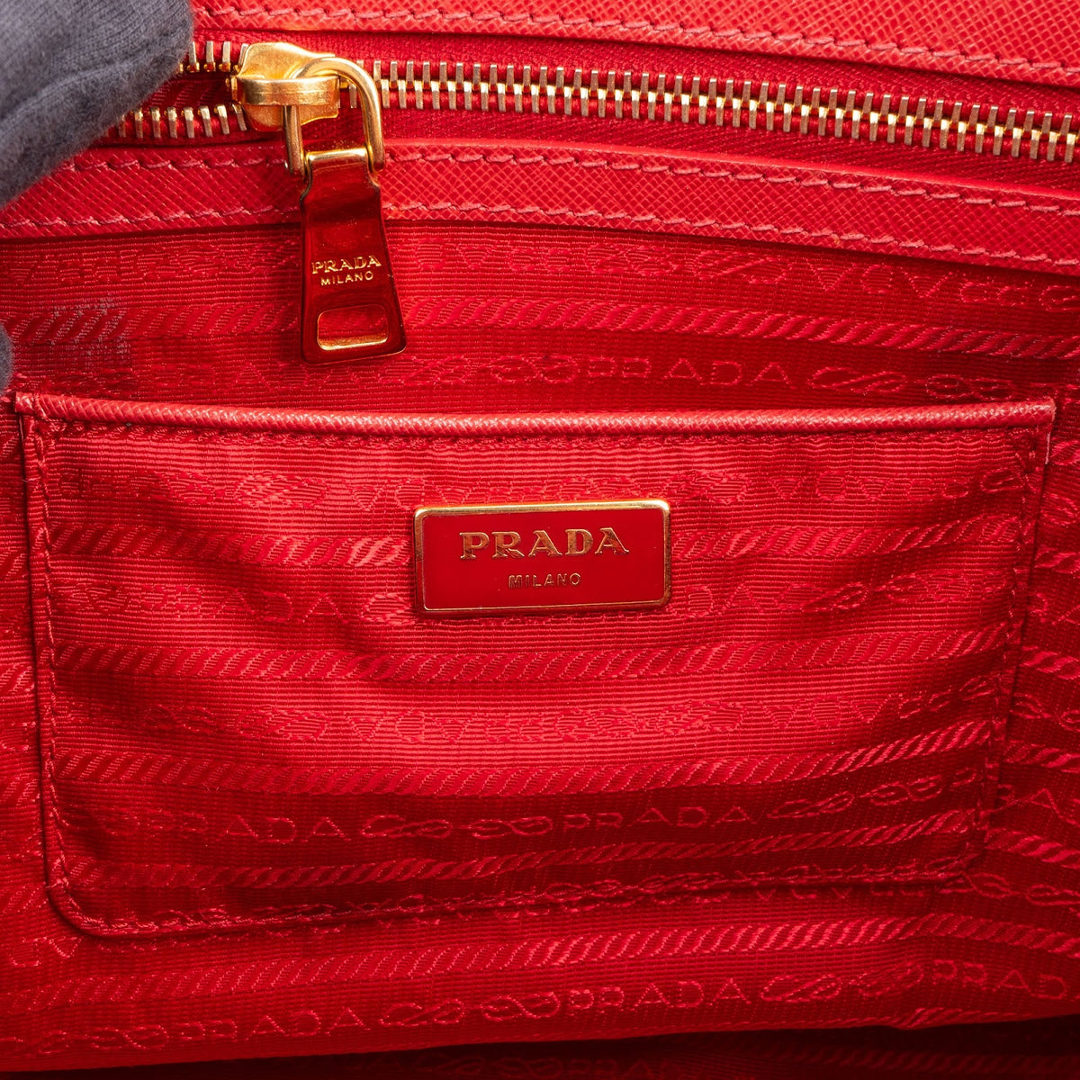 Prada Galleria Tote aus rotem Saffiano-Leder – Ansicht 10