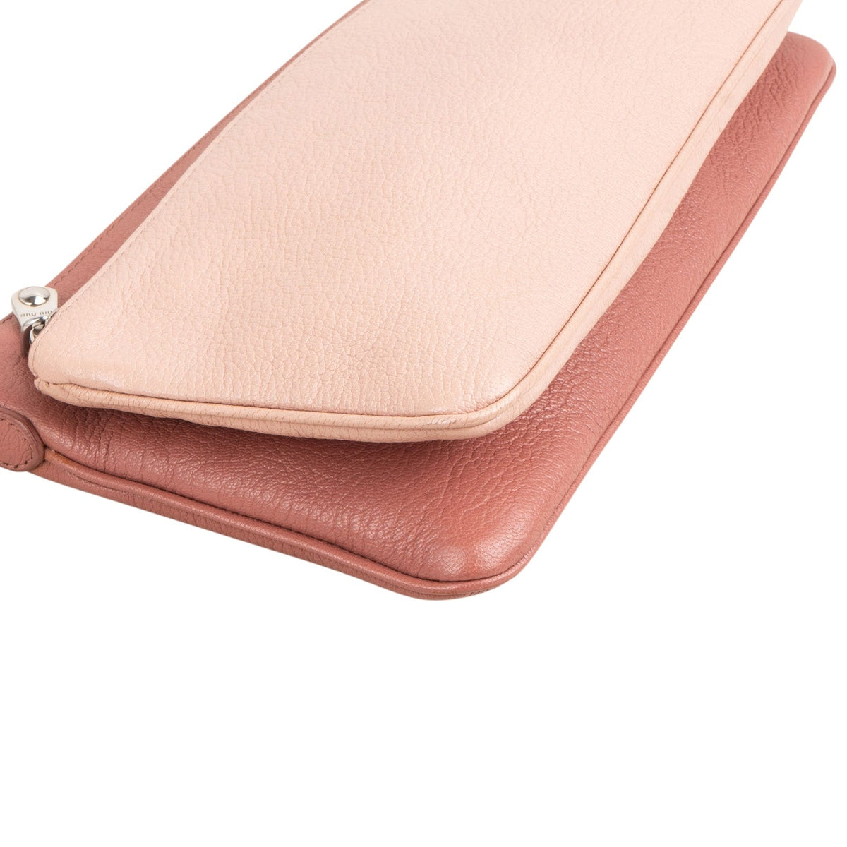Miu Miu genarbtes Leder Double Zip Umhängetasche, Bild 6 von 11