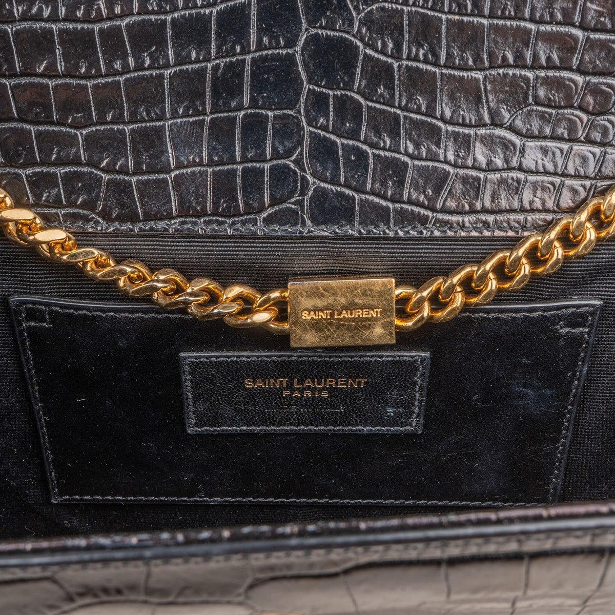 Saint Laurent Kate Tassel aus Leder in Krokooptik – Ansicht 10