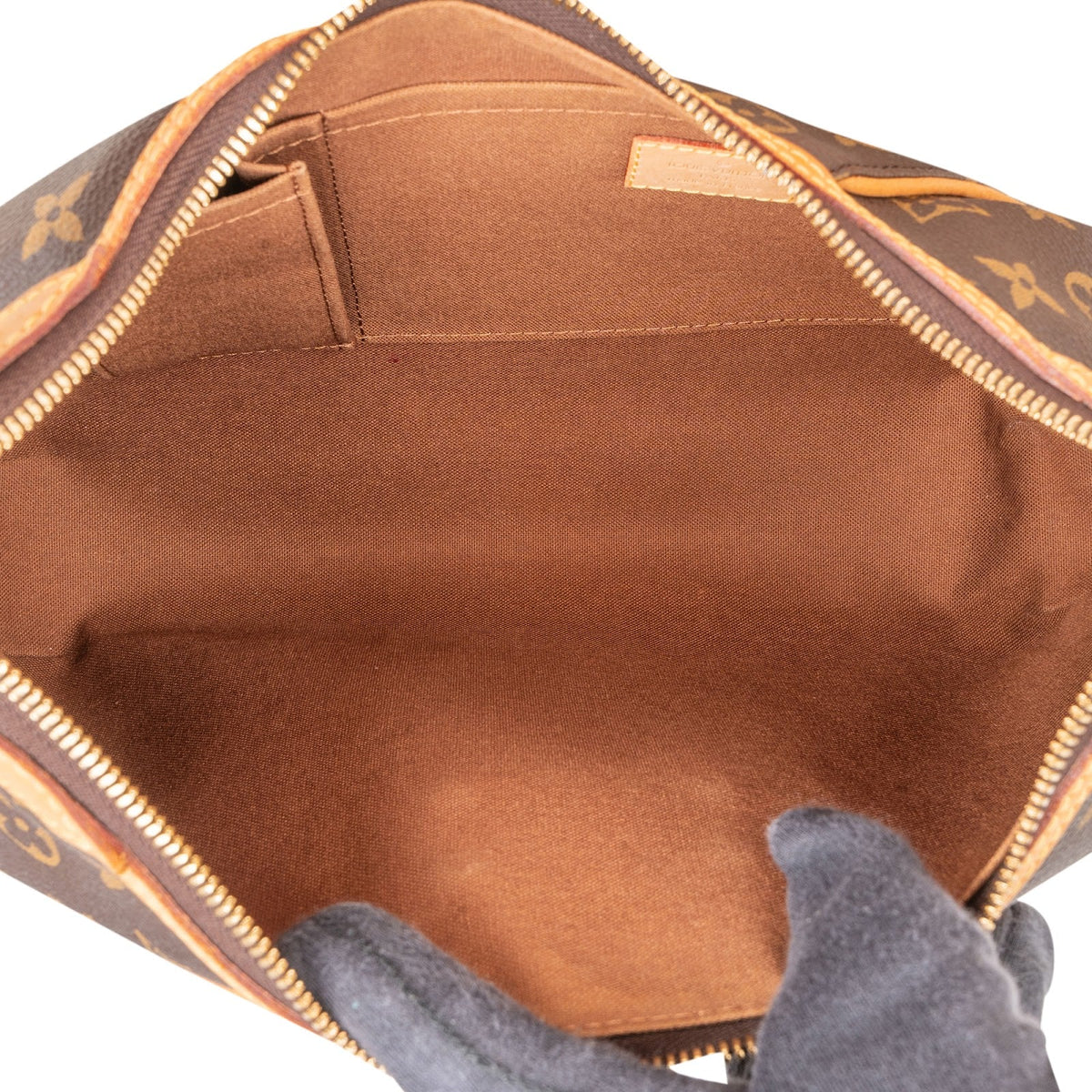 Louis Vuitton Monogram Canvas Thames GM Shoulder Bag