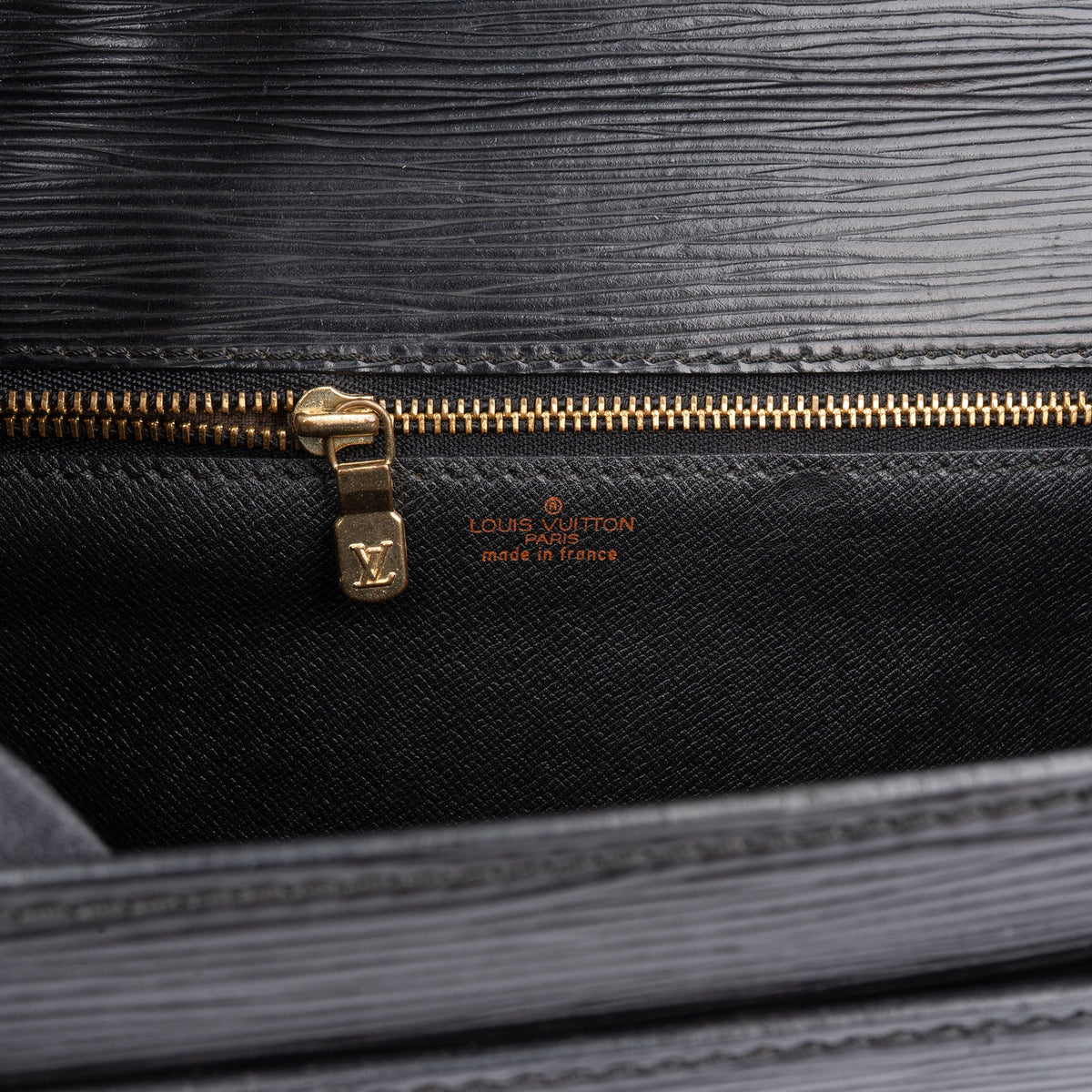 Louis Vuitton Noir Epi Leather Monceau Handbag