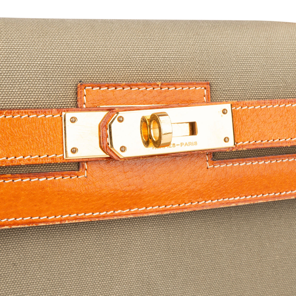 Hermès Classic Bicolor Kelly 32 Handbag