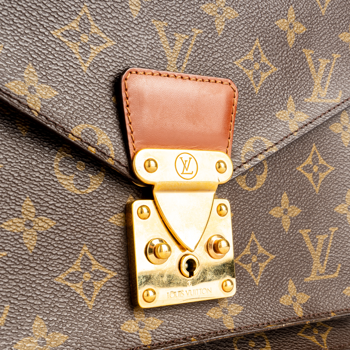 Louis Vuitton Canvas Monogram Monceau Handbag