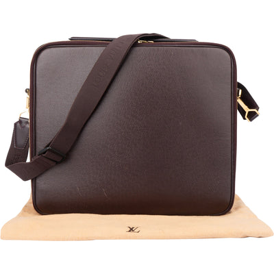Louis Vuitton Taiga Leather Odessa Business Handbag
