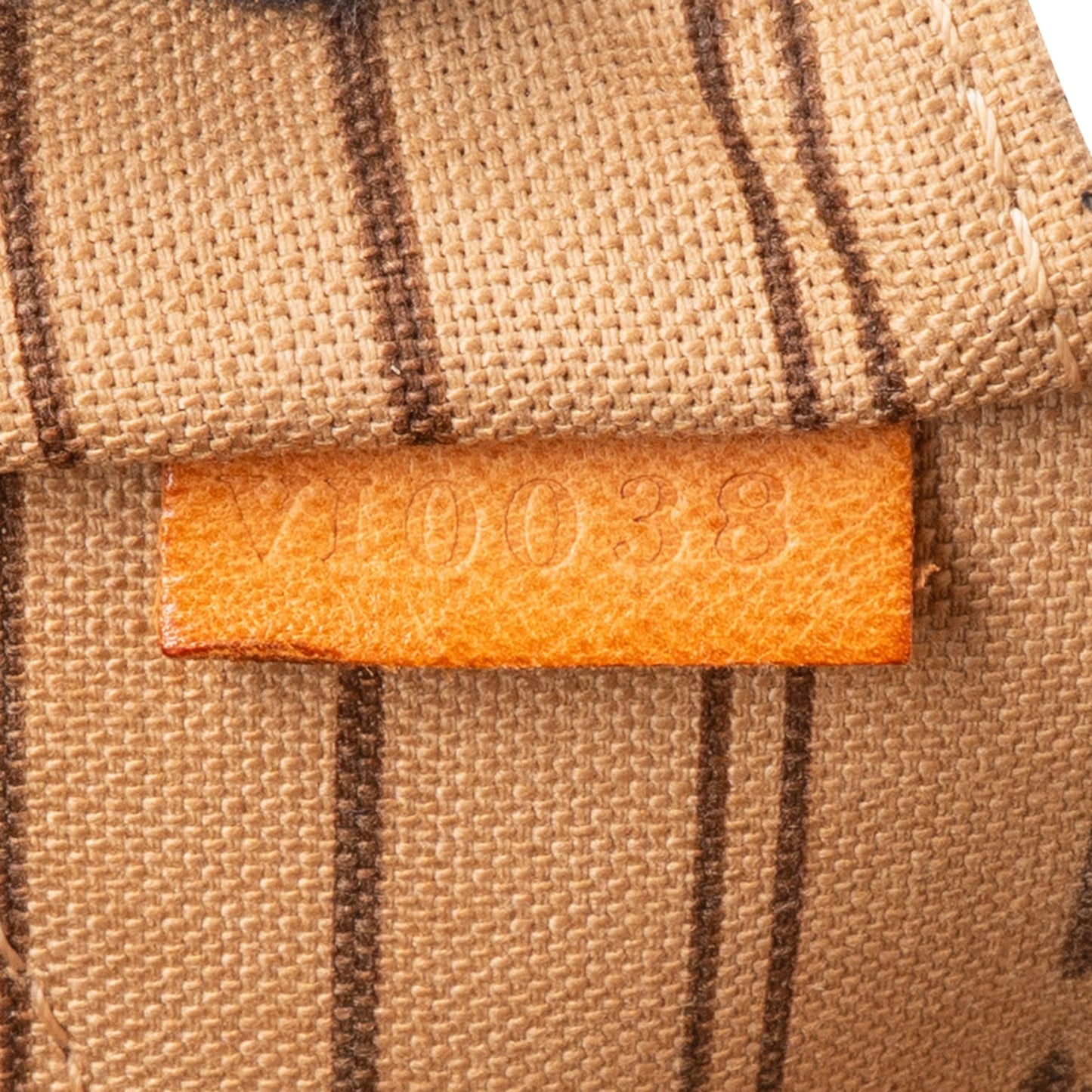 Louis Vuitton Canvas Monogram Neverfull MM Shopper Handbag