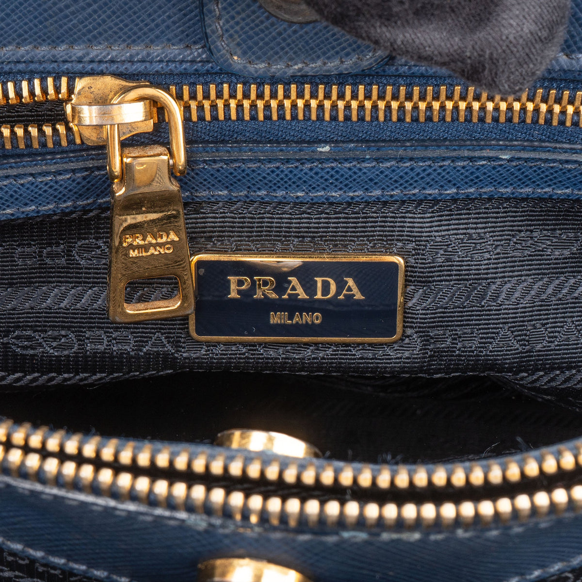 Prada Galleria aus blauem Saffiano-Leder – Ansicht 12