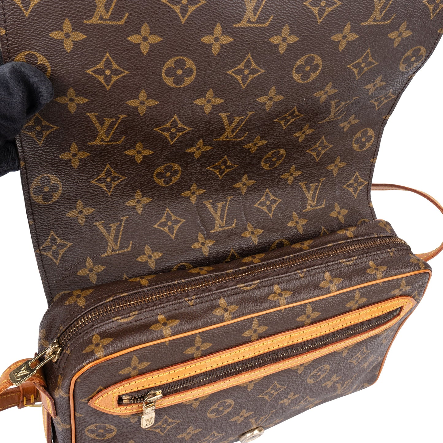Louis Vuitton Canvas Monogram Saint Germain GM Crossbody Bag