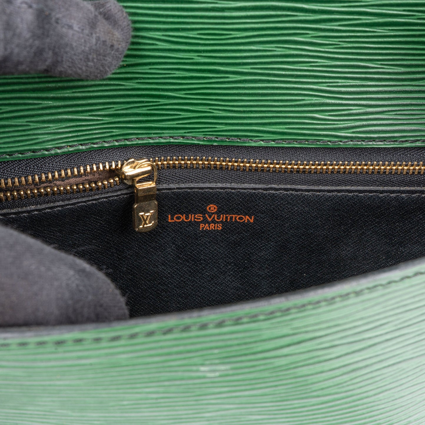 Louis Vuitton Green Epi Leather Saint Cloud GM Crossbody Bag