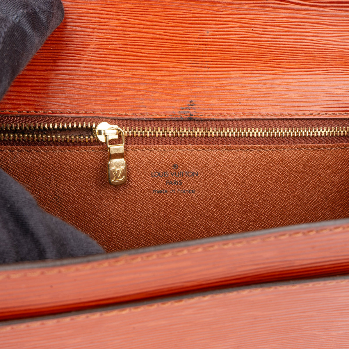 Louis Vuitton Monceau aus cognacfarbenem Epi-Leder – Ansicht 13