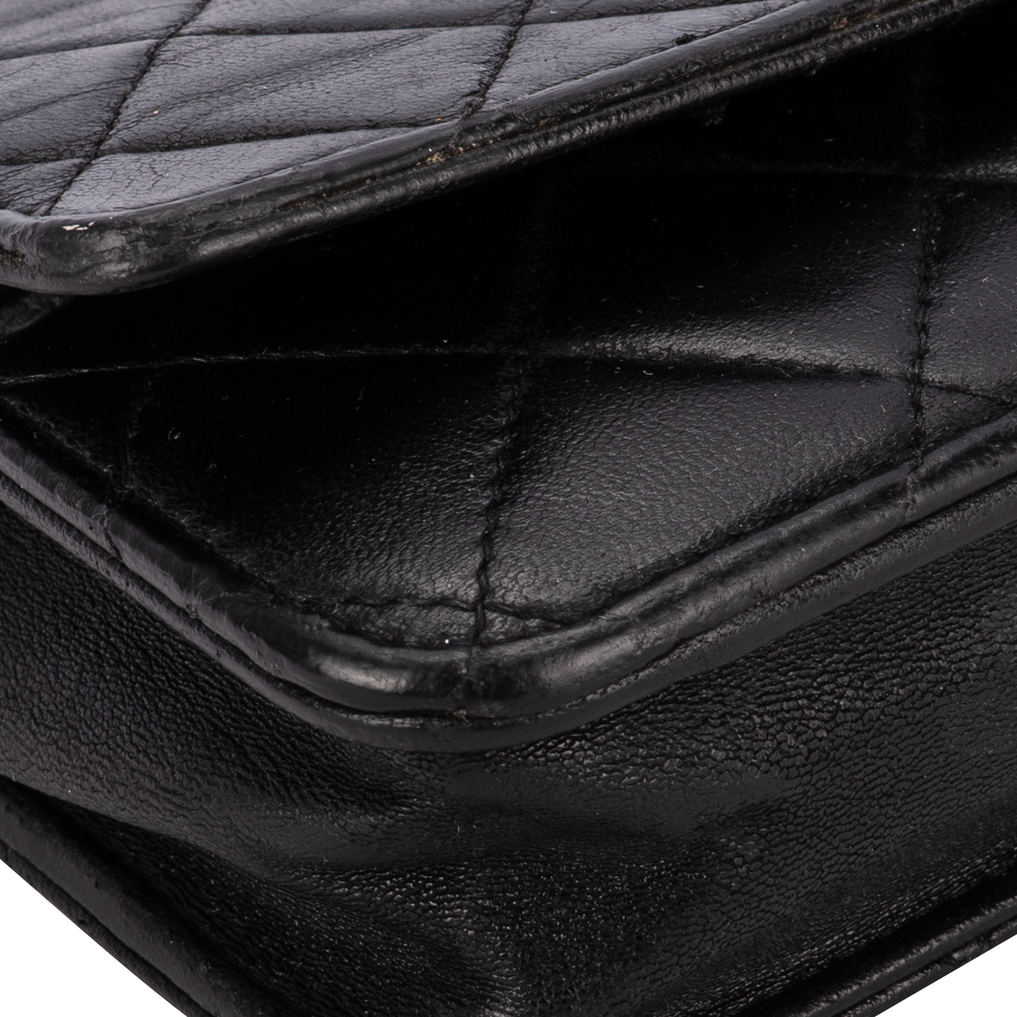 Chanel – Gesteppte Umhängetasche aus Lammleder mit Kette