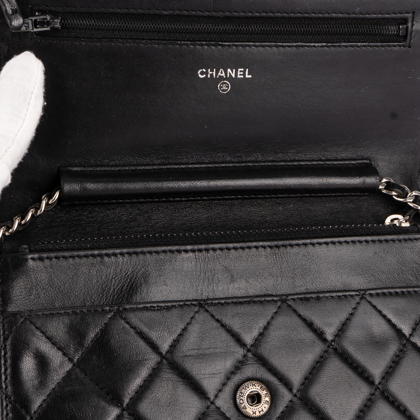 Chanel – Gesteppte Umhängetasche aus Lammleder mit Kette