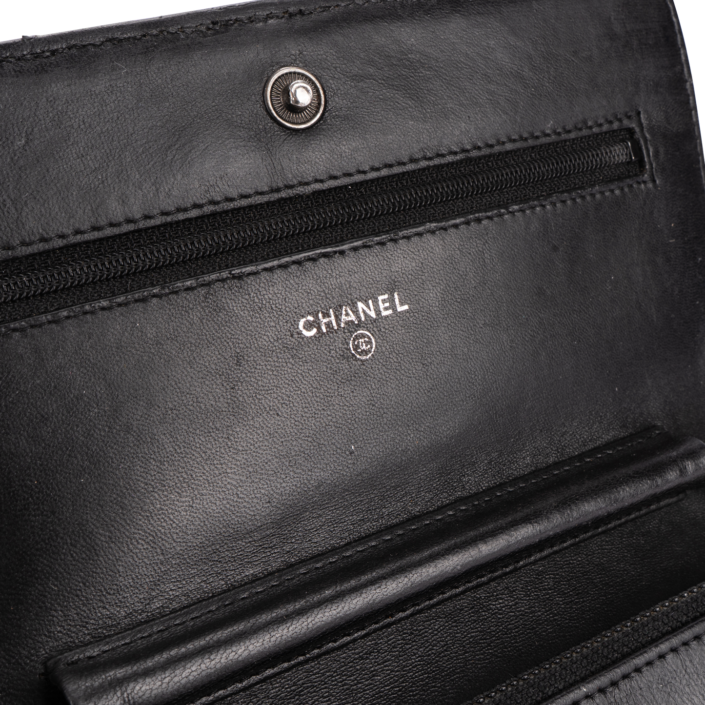 Chanel – Gesteppte Umhängetasche aus Lammleder mit Kette