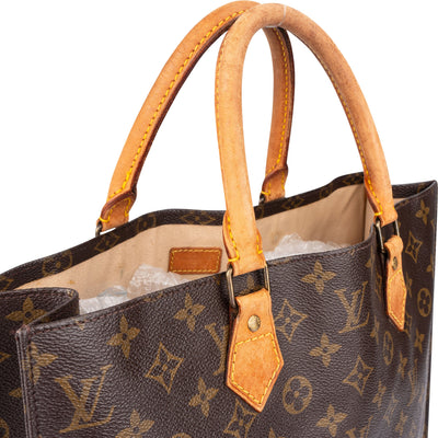 Louis Vuitton Canvas Monogram Sac Plat Handbag
