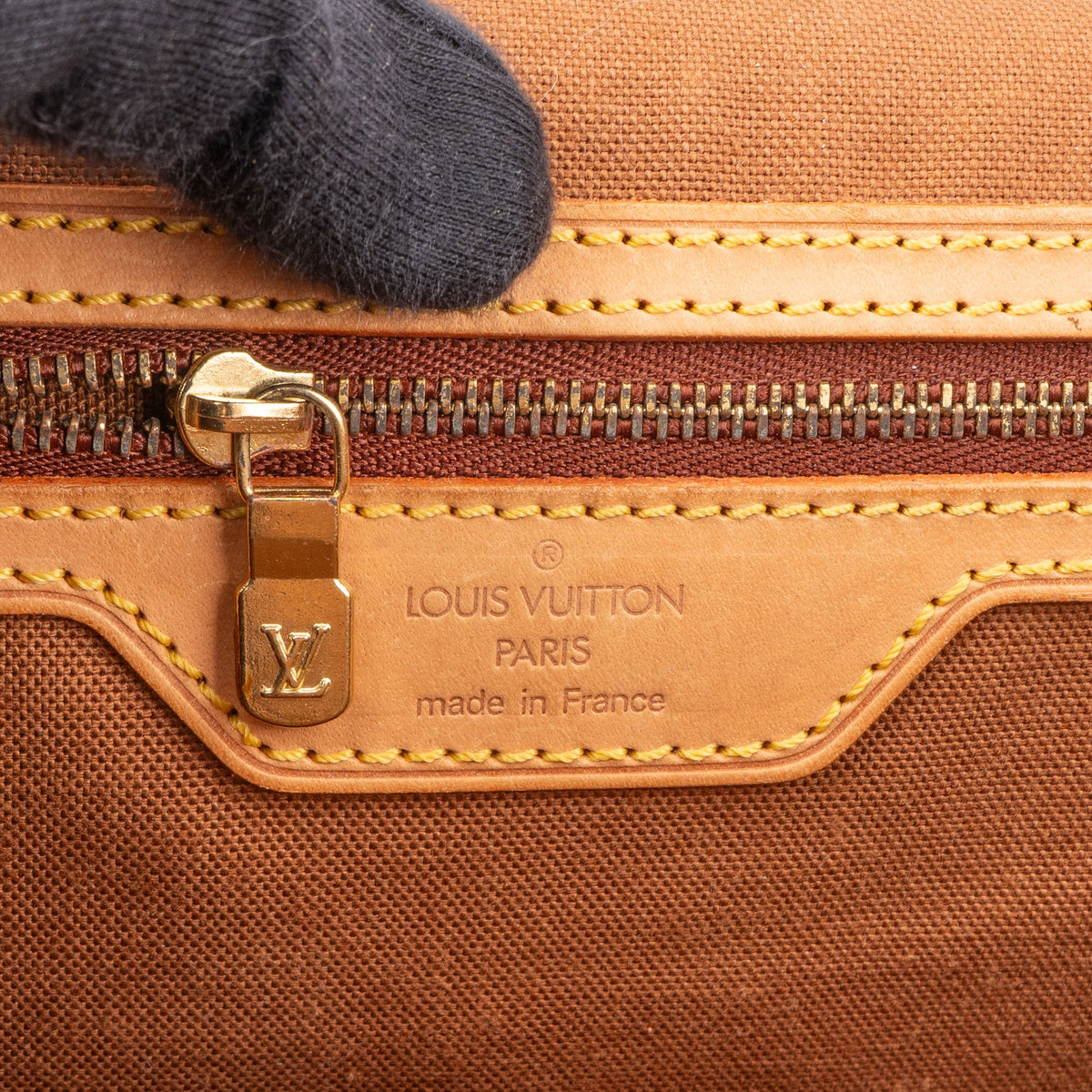 Louis Vuitton Bel Air aus Monogram Canvas – Ansicht 11