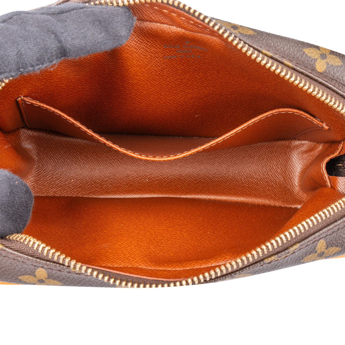 Louis Vuitton Pochette Cité aus Monogram Canvas – Ansicht 9