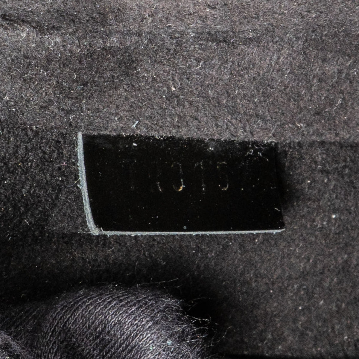 Louis Vuitton Pochette NM aus Epi-Leder Electric – Ansicht 12