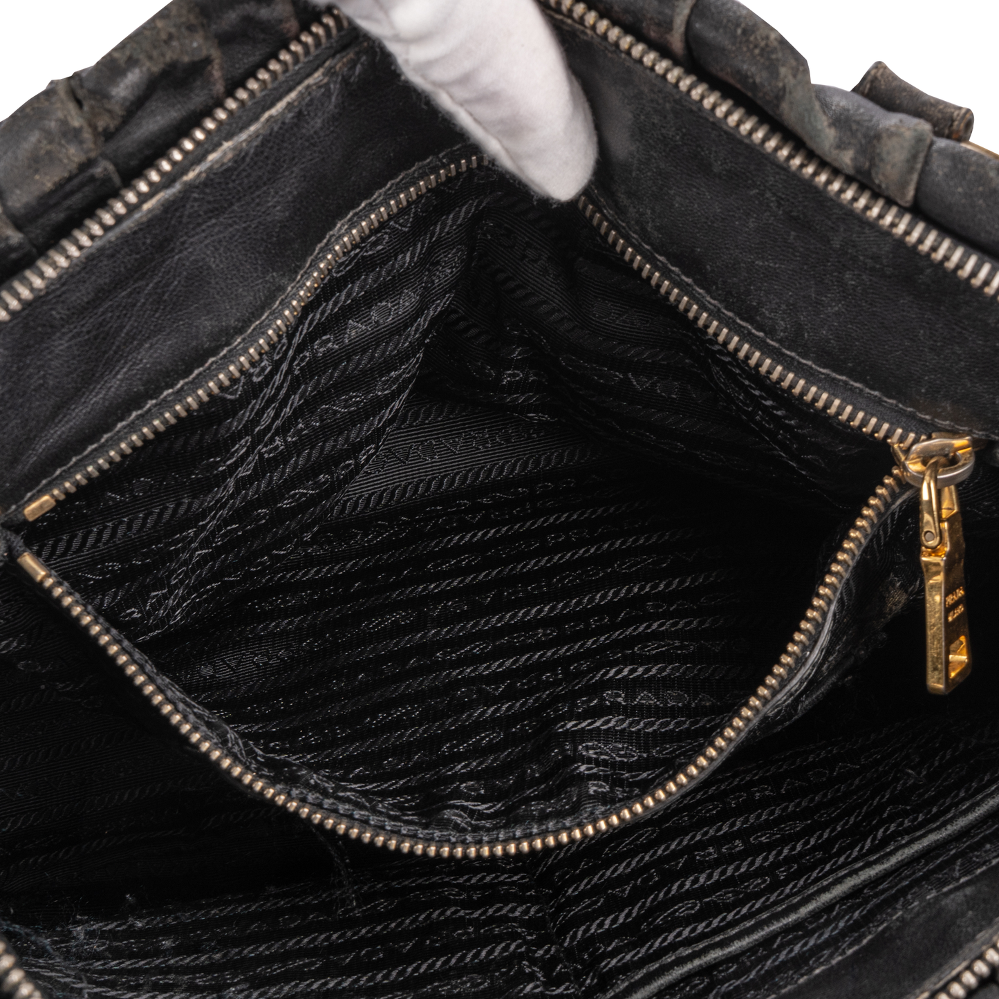 Prada Leder-Gaufre-Einkaufshandtasche