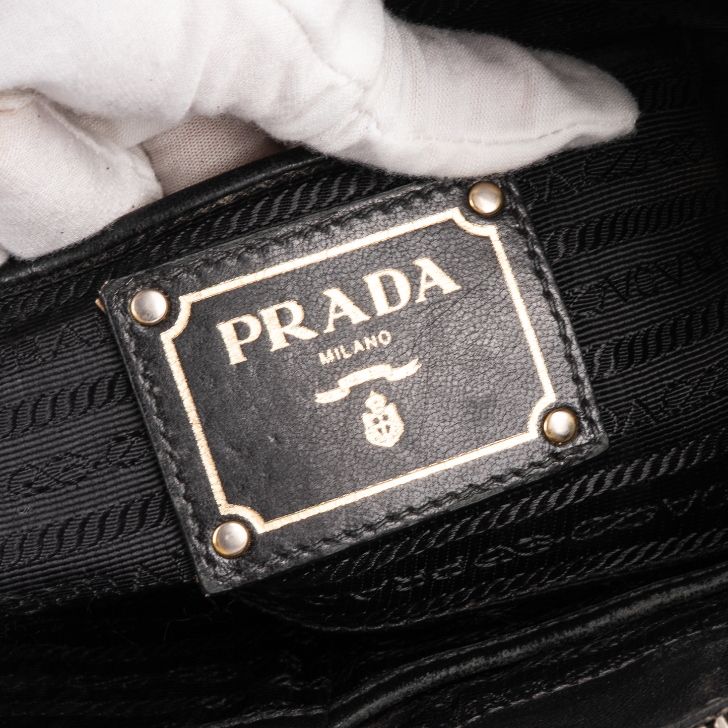 Prada Leder-Gaufre-Einkaufshandtasche
