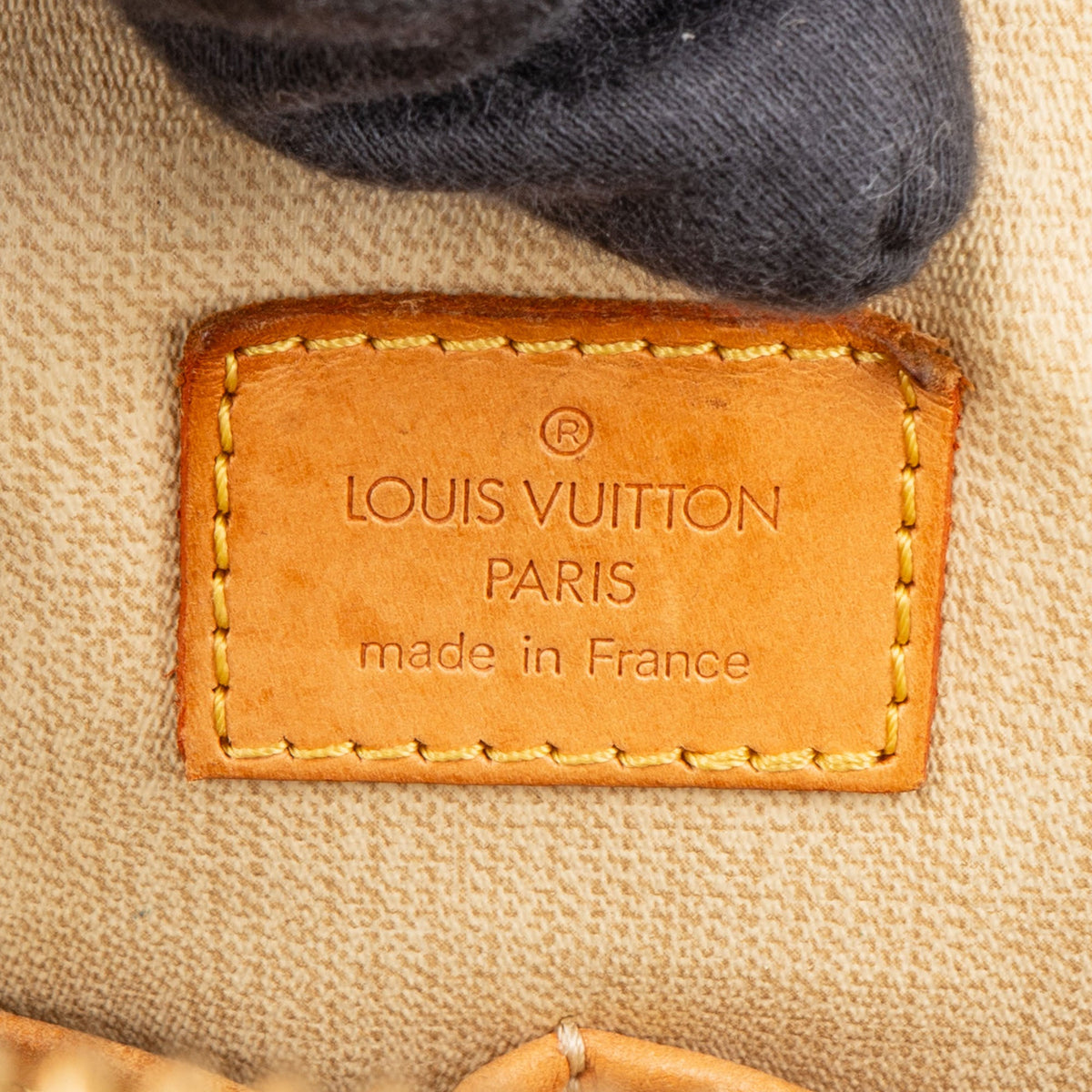 Louis Vuitton Trouville aus Monogram Canvas – Ansicht 10