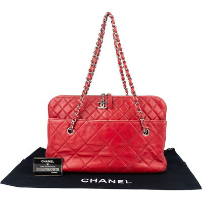 Chanel Rouge Quilted Lambskin CC Shoulder Bag