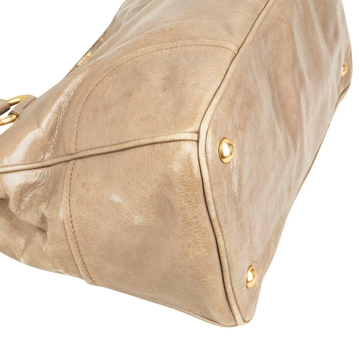 Miu Miu Tasche aus Vitello-Lux-Leder – Ansicht 8