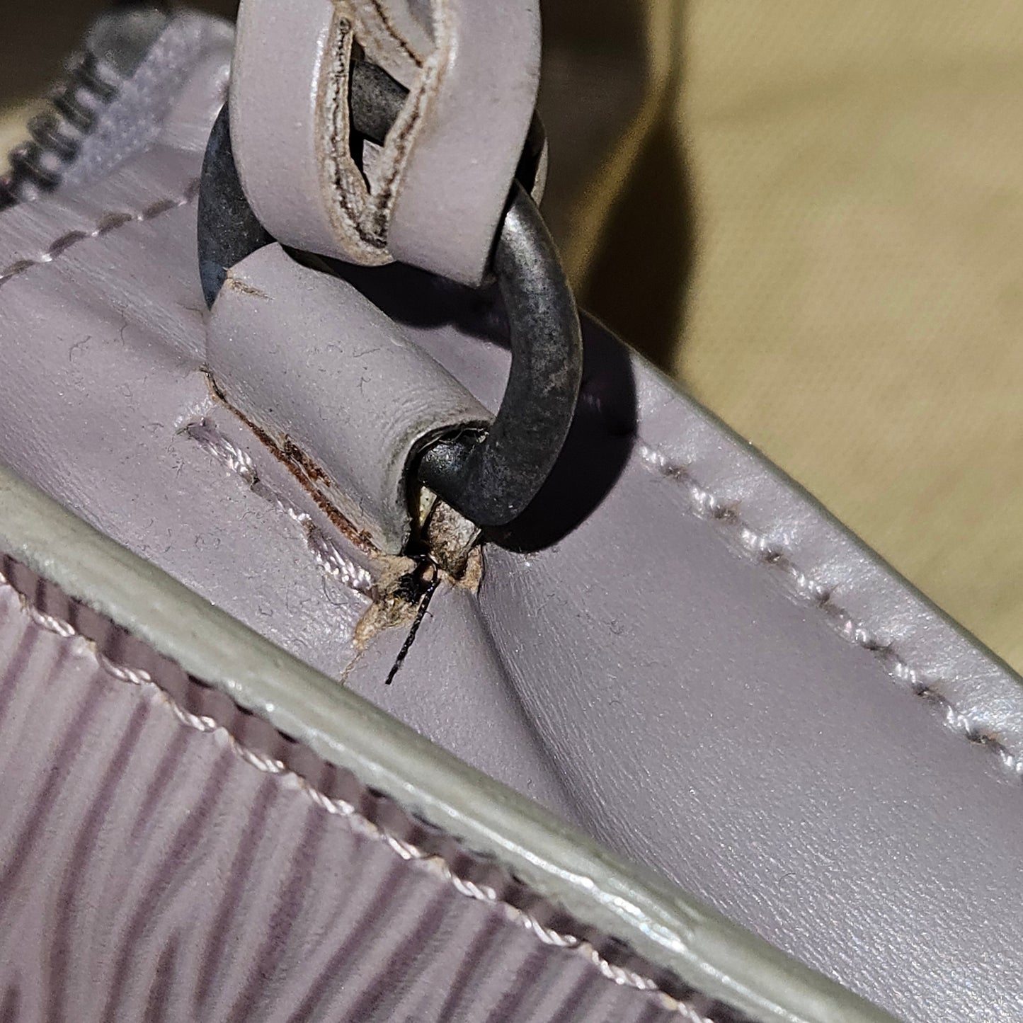 Louis Vuitton Lilac Epi Leather Pochette Accessoires Handbag