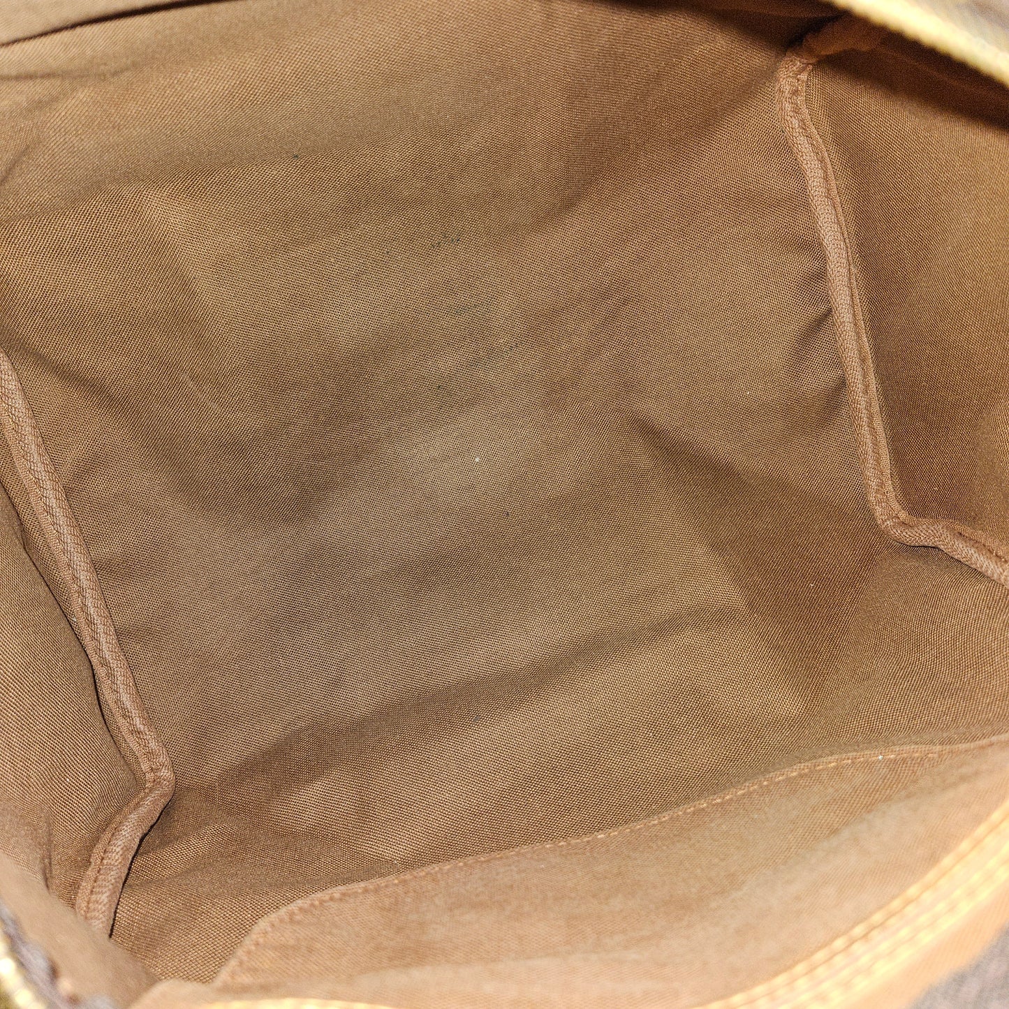 Louis Vuitton Monogram Canvas Speedy 30 Handbag